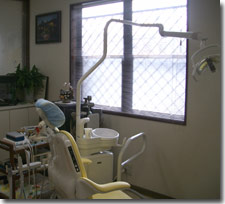でうら歯科医院診察室